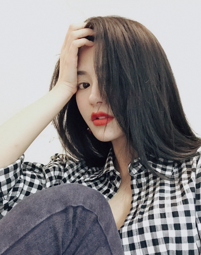 Nhiếp ảnh gia 9X vừa chụp hình đẹp, vừa xinh như hot girl